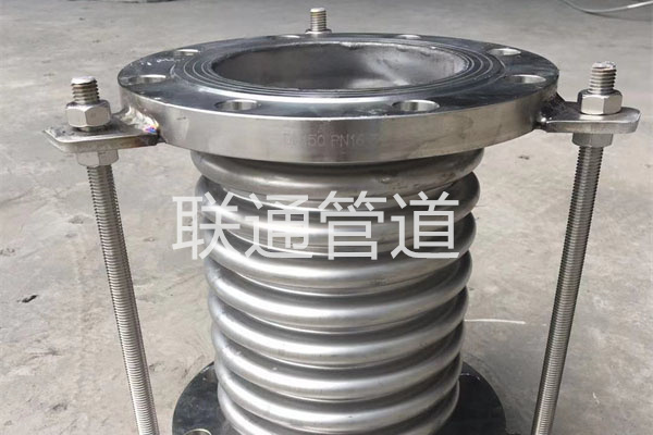 不锈钢补偿器如何安装