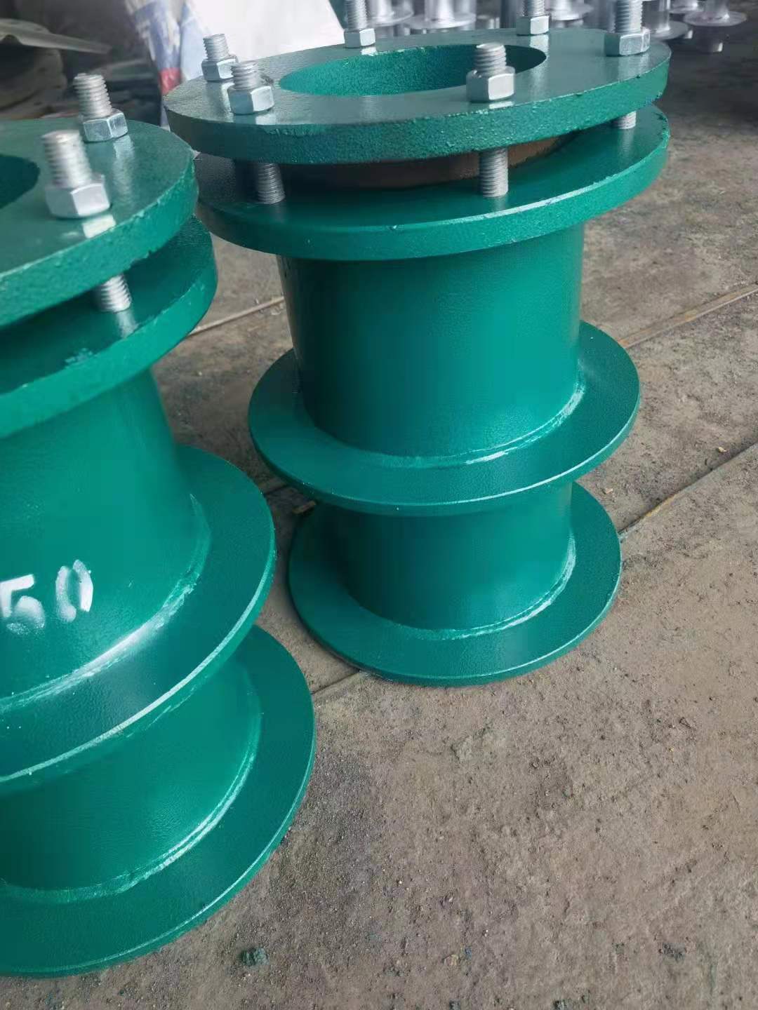 预埋穿墙柔性防水套管适用于管道穿墙处