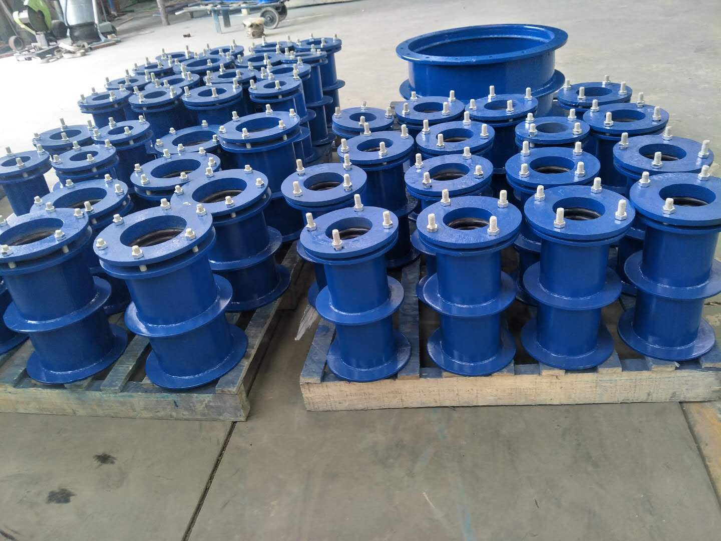 防水套管一般适用于管道穿过墙壁之处