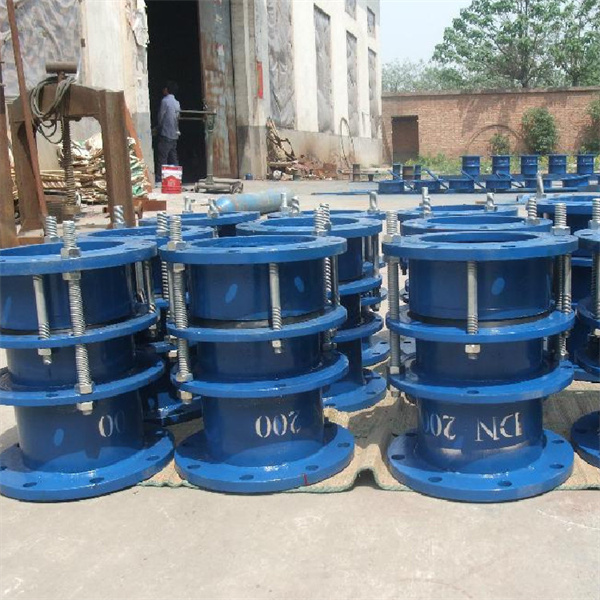 不锈钢钢制伸缩器的连接方式有哪些？